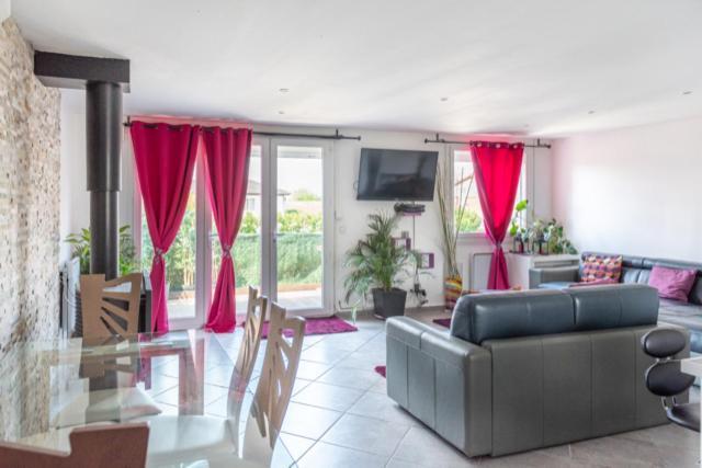 Residence Groupama Lyon Meyzieu Ngoại thất bức ảnh